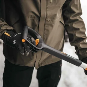 PELLE A NEIGE FISKARS TELESCOPIQUE POUR VOITURE X-SERIES – 1057187 12